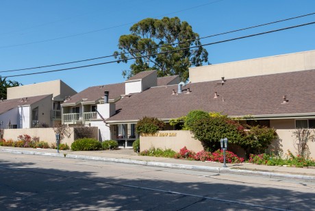 Welcome To the Cannery Row Inn - Exterior View