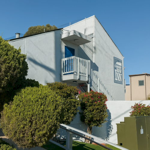 Cannery Row Inn